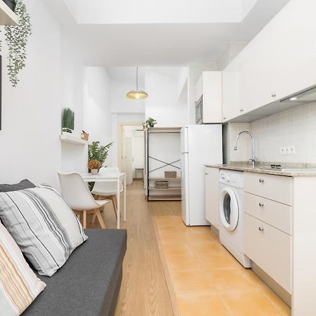Precioso Apartamento Con Habitacion Separada En Centro Historico De Malaga Ngoại thất bức ảnh
