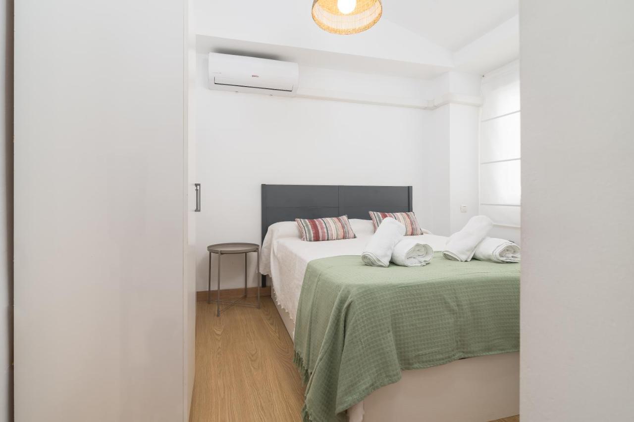 Precioso Apartamento Con Habitacion Separada En Centro Historico De Malaga Ngoại thất bức ảnh